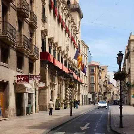 شقة In Downtown/el Postiguet لقنت